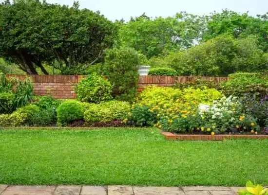 landscaping services Hewlett Bay Park